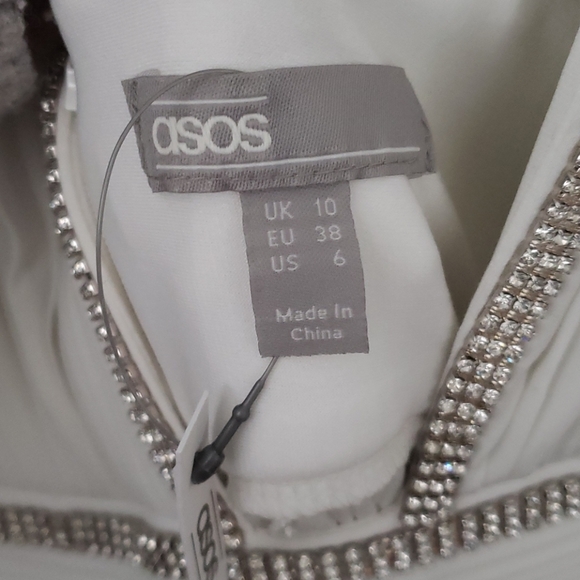 NWT Rhinestone trim pleated maxi gown - Picture 6 of 7